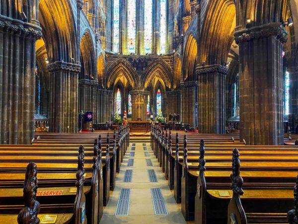 Innnenraum der Kathedrale Glasgow