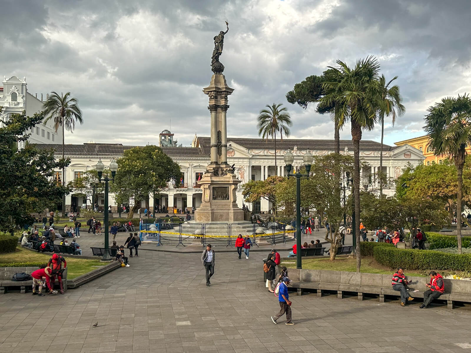 Highlights in Ecuador: Plaza Grande in Quito 