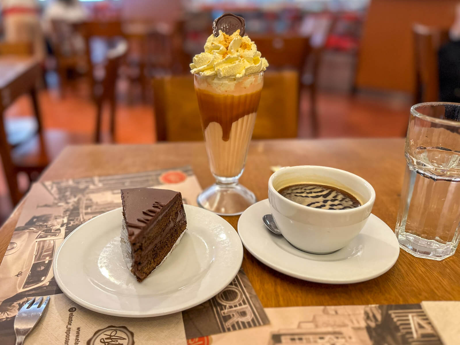 Essen in Medellín: das Kultcafé Repostería Astor