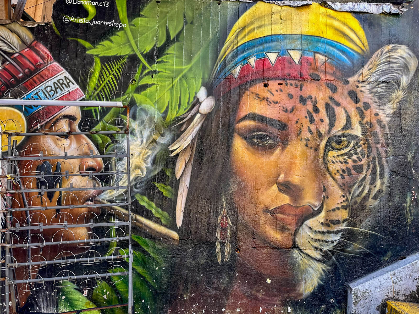 Mural mit Tigerfrau
