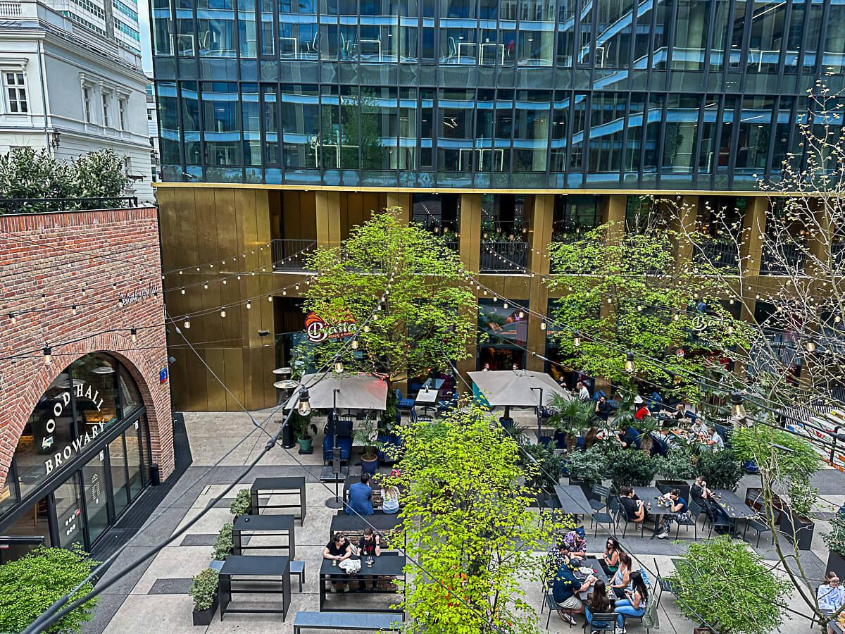 Modernes Stadtviertel mit Brauerei