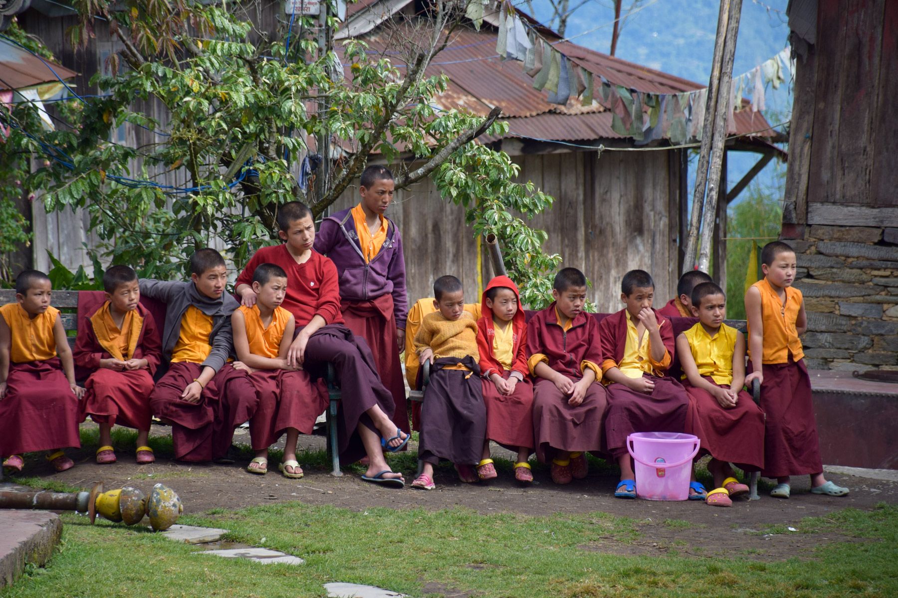 Novizen im Kloster Pemayangtse