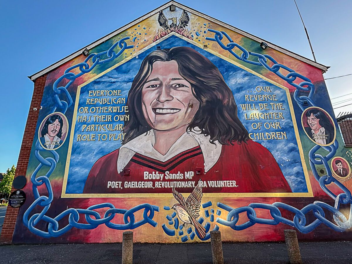 Mural, das einen politischen Aktivisten zeigt