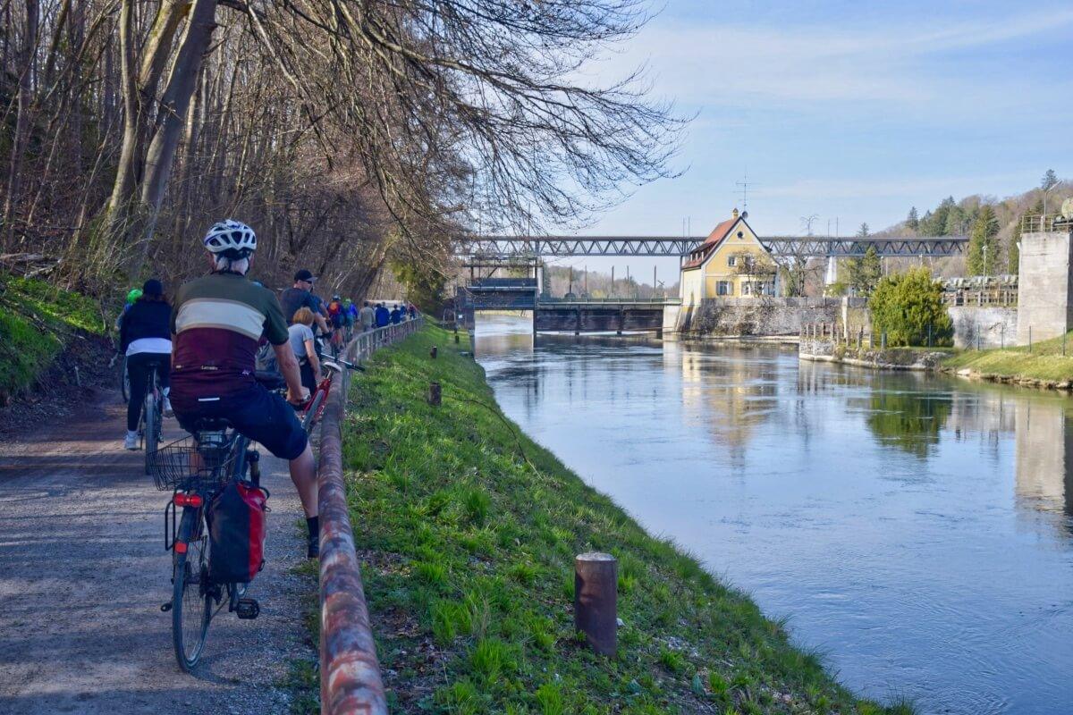 Radtour Auf dem Isarradweg zur Floßrutsche Mühltal 30 Radtour auf dem Isarradweg