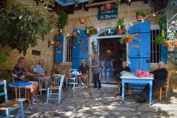 Roadtrip auf Zypern – die Sonneninsel im Mittelmeer 3 Kafenion in Vounia