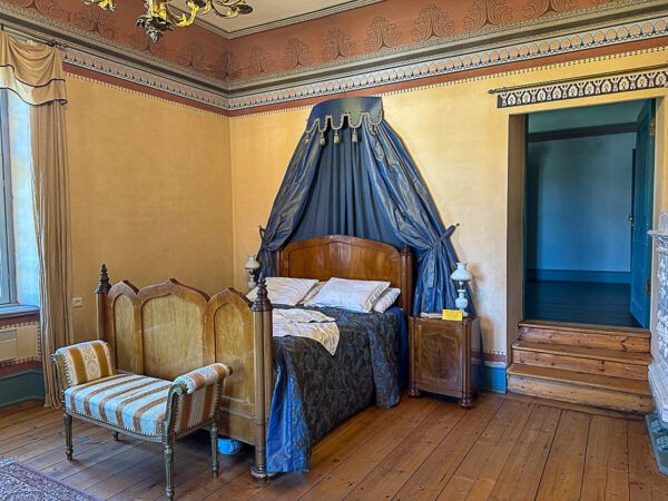 Roadtrip Estland 1 Woche: Ostseeküste, Moore und eine coole Hauptstadt 41 Schlafzimmer in ehemaligem deutschem Gutshof