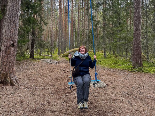 Roadtrip Estland 1 Woche: Ostseeküste, Moore und eine coole Hauptstadt 24 estland laheema schaukel |
