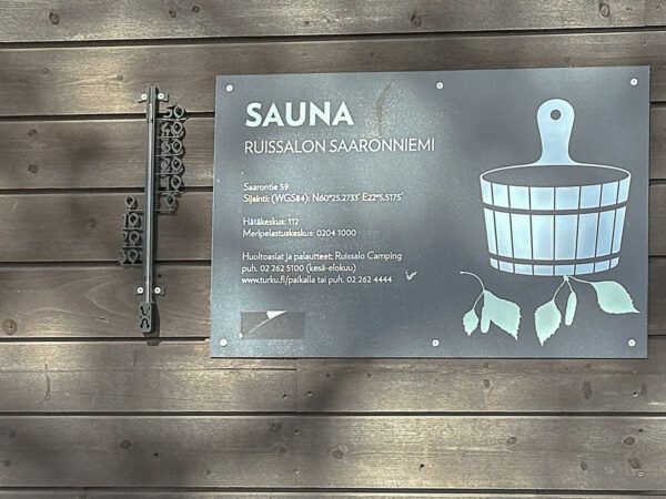 Mit dem Zug durch Finnland: Helsinki – Turku – Tampere 48 Hinweis auf eine Sauna