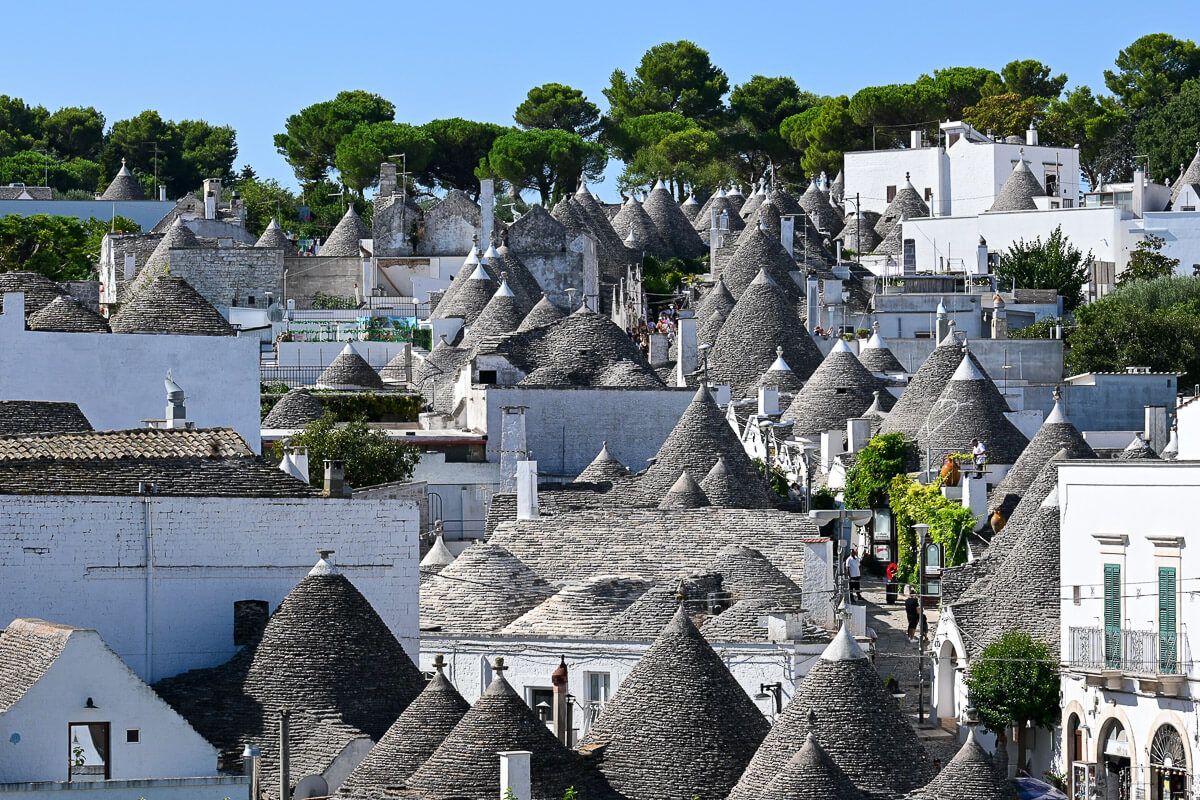 Die Dächer der Trulli in Alberobello
