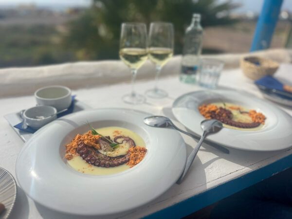 Oktopus mit Püree und Gofio