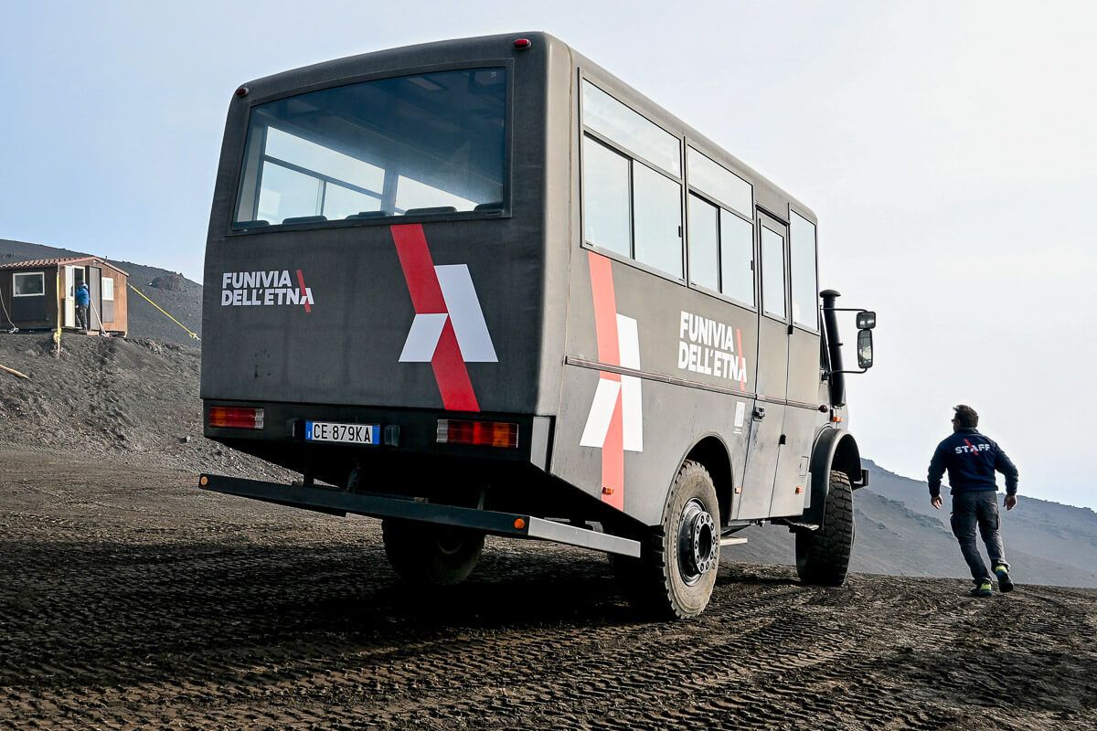 Geländebus