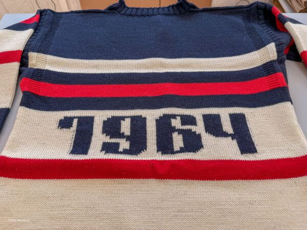 Guernsey Jumper mit Jahreszahl der Gründung des Unternehmens