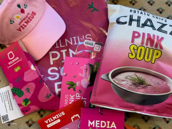 Sortiment mit Fanartikeln zum Pink Soup Fest