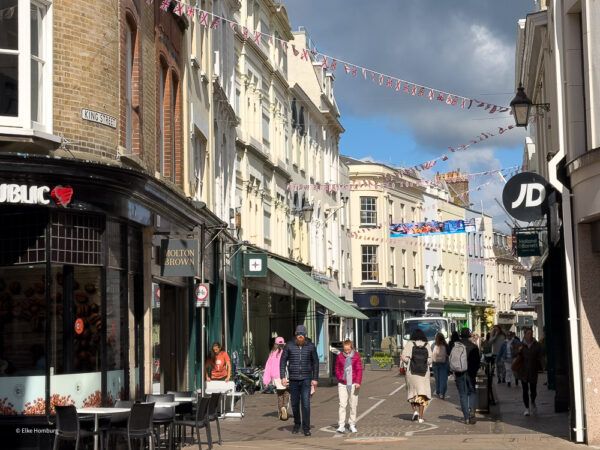 Einkaufsstraße