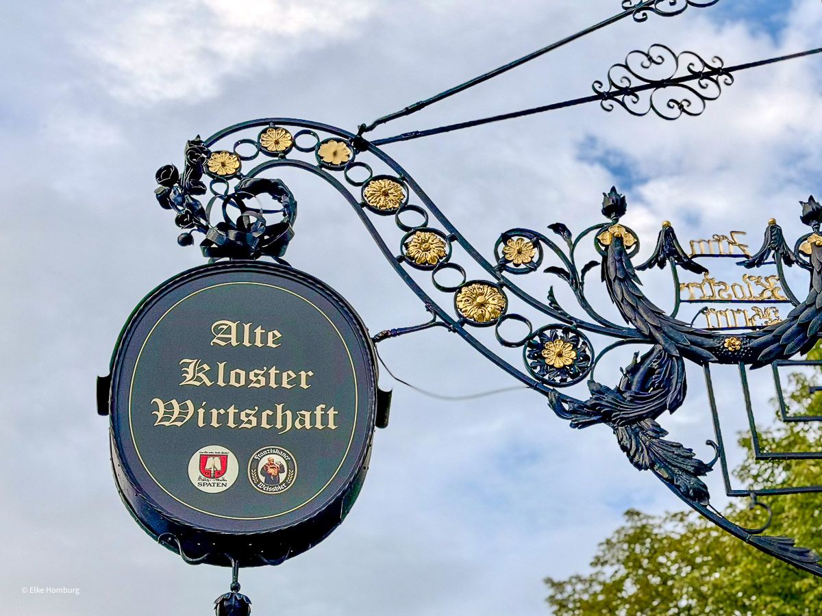 10 traumhafte Radtouren in Oberbayern zwischen München und Berchtesgaden 26 pfaffenwinkel polling klosterwirt 669 von 1 |