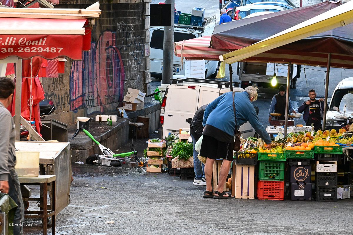 Händler auf dem Obstmarkt
