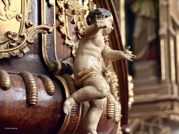 Barock-Putto in der Veitskirche